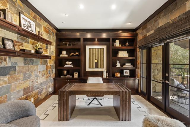 7795 Sendero Angelica, San Diego CA: https://media.crmls.org/mediaz/9ee2f9af-d23f-4a24-a567-d3ed1a9a087c.jpg