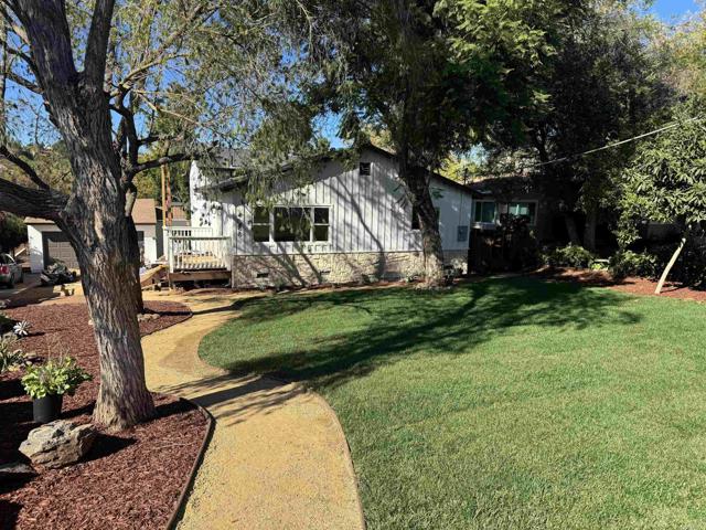 Detail Gallery Image 2 of 14 For 4088 Nabal Dr, La Mesa,  CA 91941 - 4 Beds | 3 Baths