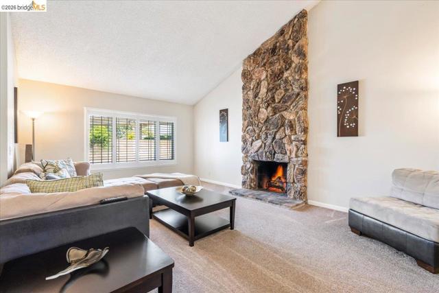 Image 6 of 56 For 14787 Oleander St