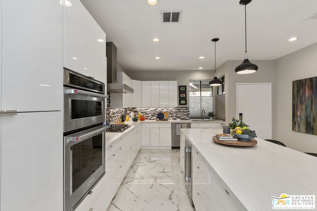 1475 E Amado Road, Palm Springs CA: https://media.crmls.org/mediaz/9ee60c9d-4f20-4772-811f-47b8e8d78953.jpg