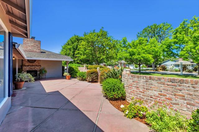 2557 Cottle Avenue, San Jose CA: https://media.crmls.org/mediaz/9ee647ca-7622-4ca0-9f27-dadbdc885cea.jpg