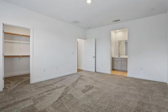 7200 Robins Cove Drive, Stockton CA: https://media.crmls.org/mediaz/9ee7c41c-5812-47ef-855a-cc5848235cf7.jpg