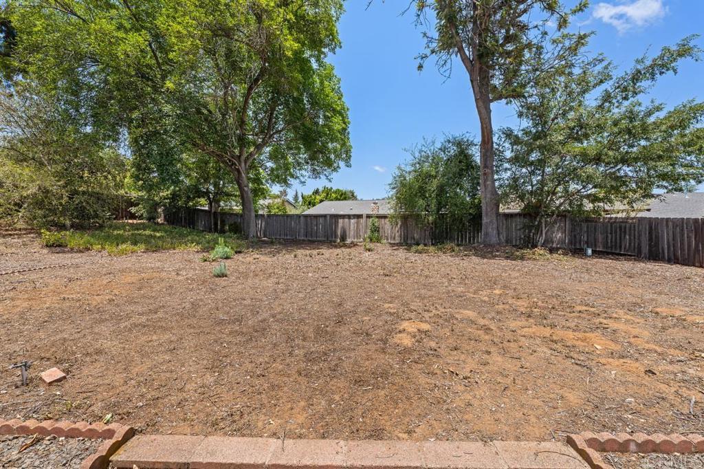 17030 Saint Andrews Drive - photo 5