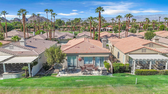 78079 Calle Norte, La Quinta CA: https://media.crmls.org/mediaz/9ee86f11-b67c-4978-9003-d1c8a536714e.jpg