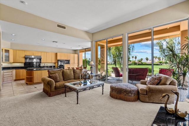 79765 Liga, La Quinta CA: https://media.crmls.org/mediaz/9ee8fc69-796b-4b5f-a2e5-a5bd43047c07.jpg