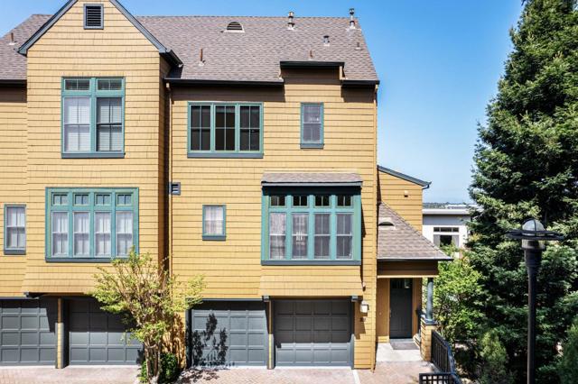 32 Loma Vista Lane, Belmont CA: https://media.crmls.org/mediaz/9ee9bcc4-fd1c-457a-9748-428cfcf649f8.jpg