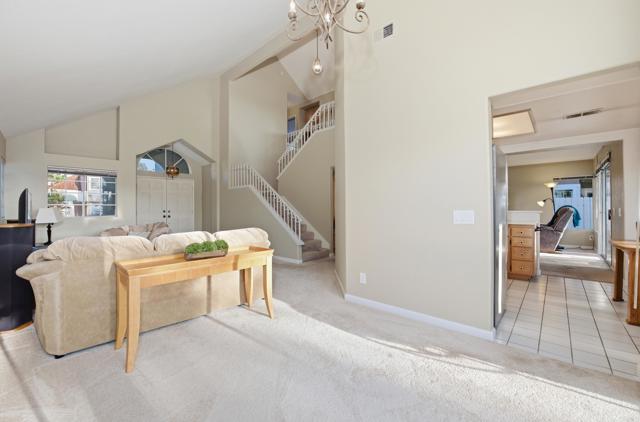 Detail Gallery Image 11 of 36 For 1465 Genoa Dr, Vista,  CA 92081 - 4 Beds | 2/1 Baths