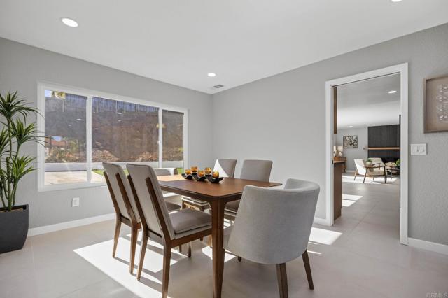 Detail Gallery Image 13 of 64 For 2755 Victoria Ave, Carlsbad,  CA 92010 - 4 Beds | 2/1 Baths