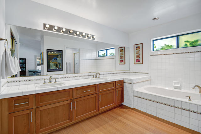 71138 Patricia Park Place, Rancho Mirage CA: https://media.crmls.org/mediaz/9eee488f-cd71-418b-8a70-4ffca1788b26.jpg