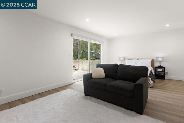 2027 Mohawk Dr, Pleasant Hill CA: https://media.crmls.org/mediaz/9eee518f-40a7-4fbf-8e31-c9f0020ec6aa.jpg