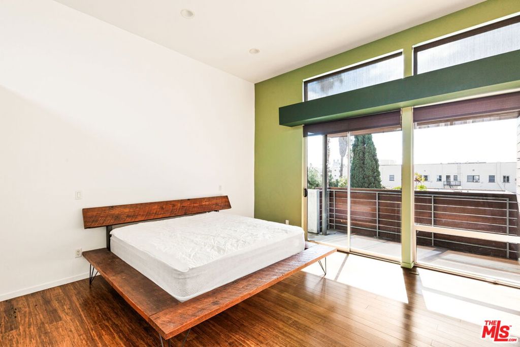 MLS #25486387 img 15