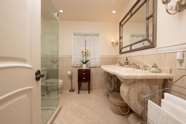 501 Yale Drive, San Mateo CA: https://media.crmls.org/mediaz/9eeefd0a-45a3-4c2d-8c19-55c25089b9f4.jpg
