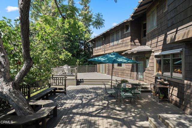 1327 S Oak Knoll Avenue, Pasadena CA: https://media.crmls.org/mediaz/9eef0336-72ff-494d-960f-318c3aeac1b7.jpg