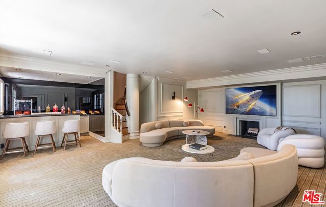 10911 Chalon Road, Los Angeles CA: https://media.crmls.org/mediaz/9eef19df-4280-4511-bf9f-84cc6186178d.jpg