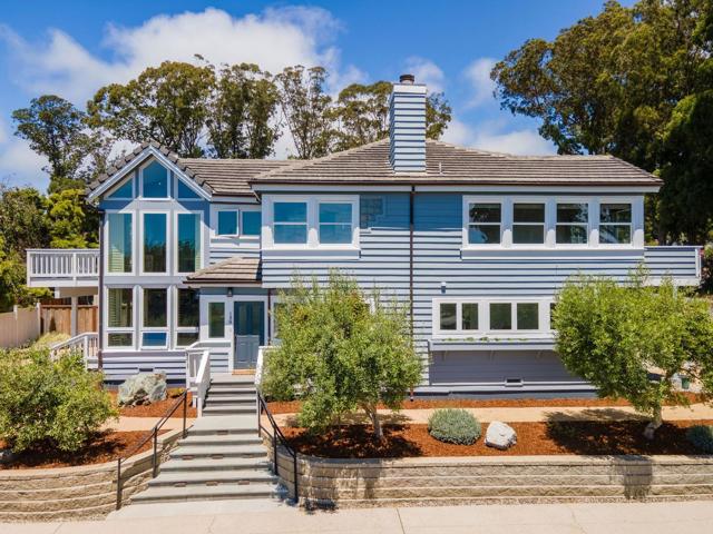 139 Santa Ana Street, El Granada CA: https://media.crmls.org/mediaz/9eefbdef-33af-4b11-b776-3c9712244321.jpg