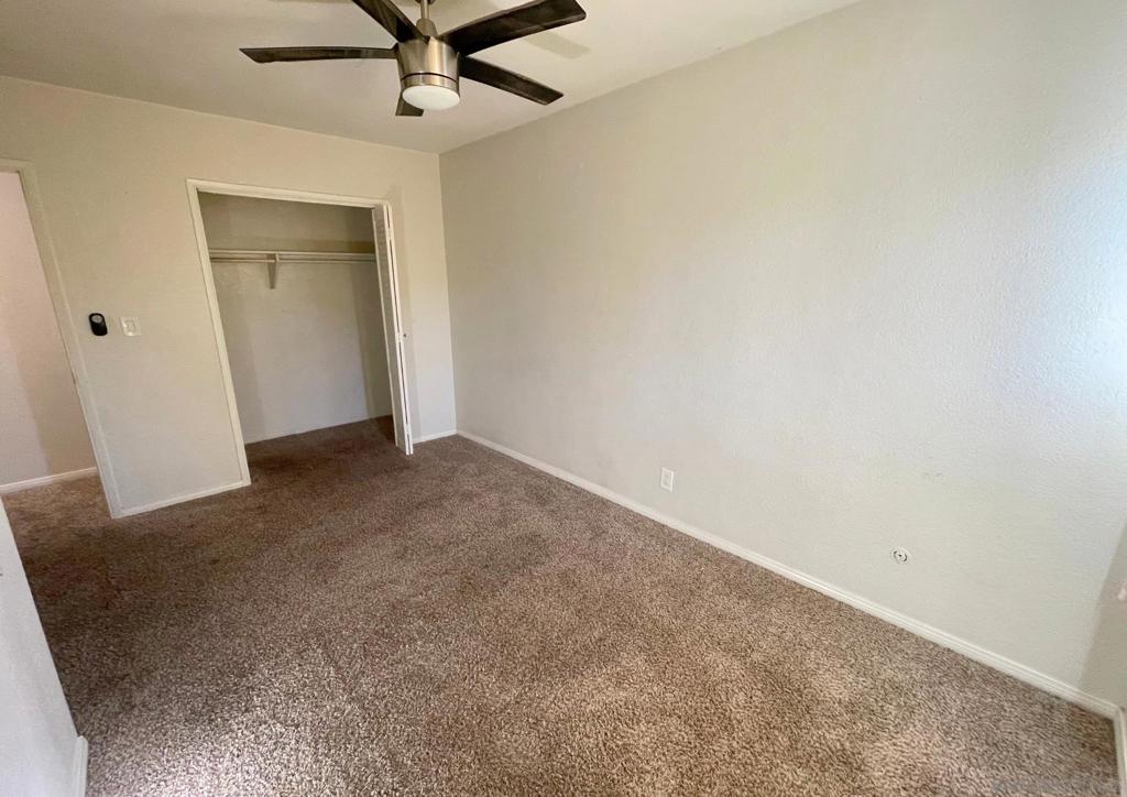 1060 E Washington Ave - photo 18