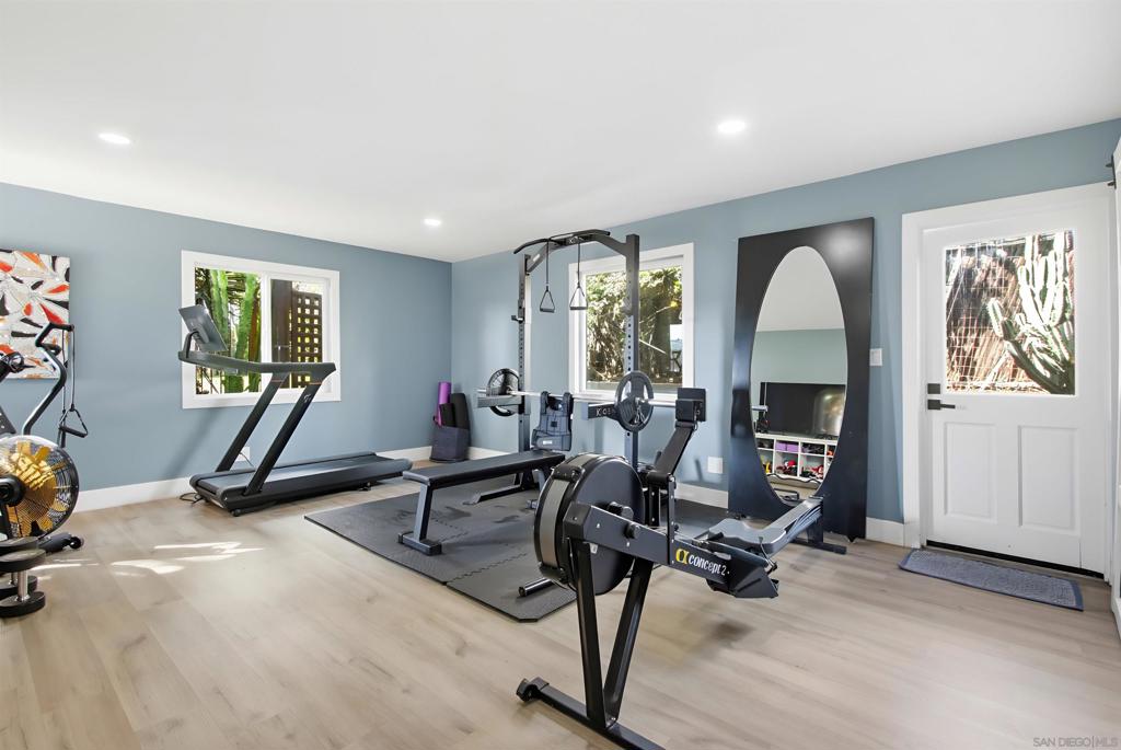 MLS #250044455SD image #11