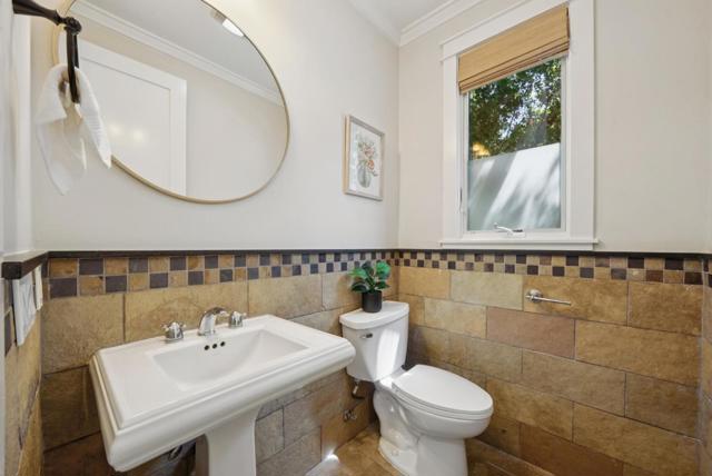 20460 Williams Avenue, Saratoga CA: https://media.crmls.org/mediaz/9ef15cba-bc3d-4ef0-b7f0-58681bf15bbc.jpg