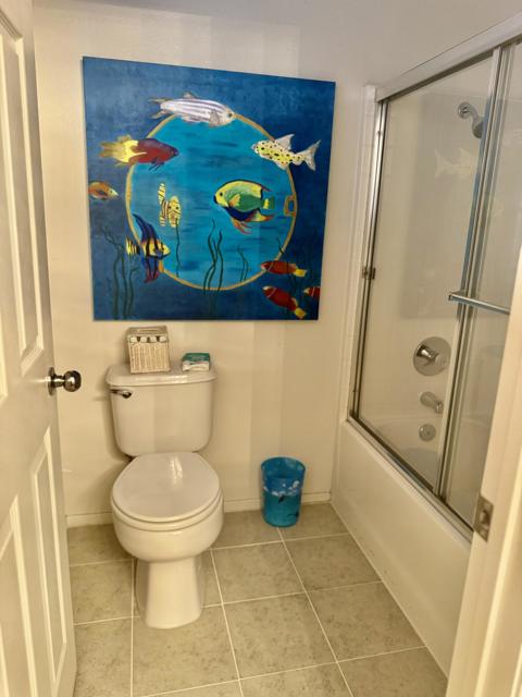 77573 Ashberry Court, Palm Desert CA: https://media.crmls.org/mediaz/9ef16d05-6c50-4417-9411-2e0a9a0f6f6b.jpg