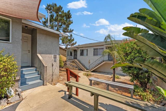 3941 45 32nd St, San Diego CA: https://media.crmls.org/mediaz/9ef17bda-7f86-4720-a7f2-adb0a6a01d11.jpg