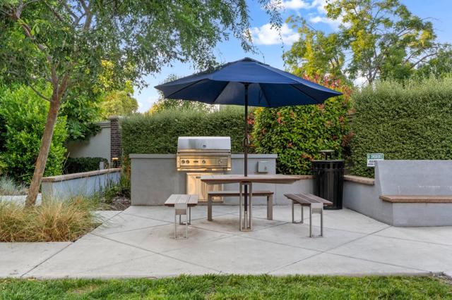649 Sierra Vista Avenue, Mountain View CA: https://media.crmls.org/mediaz/9ef239c5-3ed1-48f1-a2e7-c207e874cde9.jpg