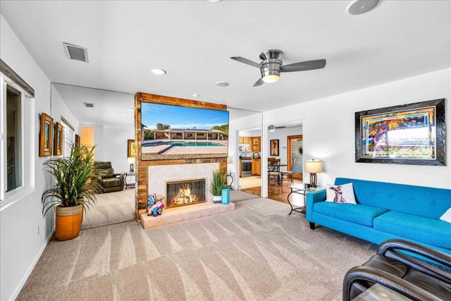 68035 Valley Vista Drive, Cathedral City CA: https://media.crmls.org/mediaz/9ef249a1-4232-45a9-8924-b857809a1bb0.jpg