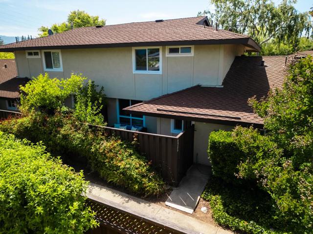 4926 Poplar Terrace, Campbell CA: https://media.crmls.org/mediaz/9ef28074-d5fc-43ee-9ed2-fd7aaed459f5.jpg