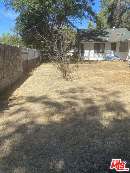 Back of lot Looking at house