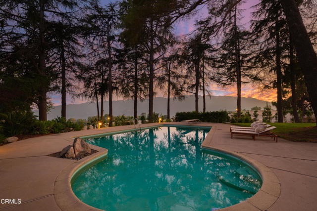 5445 La Crescenta Avenue, La Crescenta CA: https://media.crmls.org/mediaz/9ef43868-a447-45a0-a1bb-f418840921fc.jpg