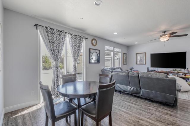 Image 12 of 18 For 7533 Hazelton Way