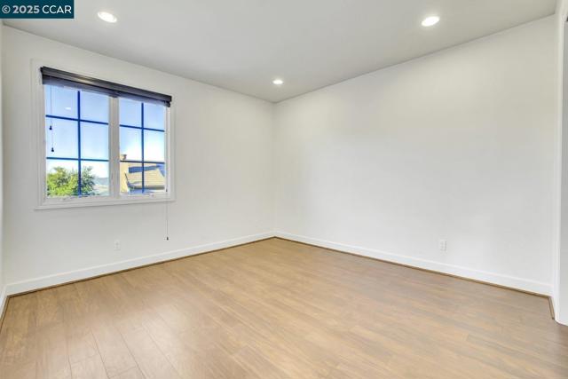 131 Wittenham Ct, San Ramon CA: https://media.crmls.org/mediaz/9ef7072e-bf89-4a20-ba56-2c2886053b22.jpg