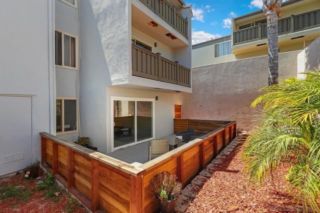 4185 Mount Alifan Pl, San Diego CA: https://media.crmls.org/mediaz/9ef764f0-f846-44f9-9c9d-24d9ab3f7d79.jpg