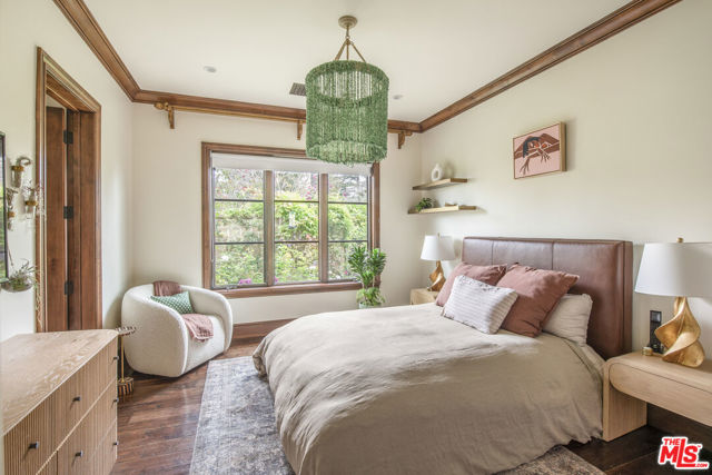 427 La Marina Drive, Camarillo CA: https://media.crmls.org/mediaz/9ef76b9d-76b3-4f5e-8cc0-b9bd132284ea.jpg