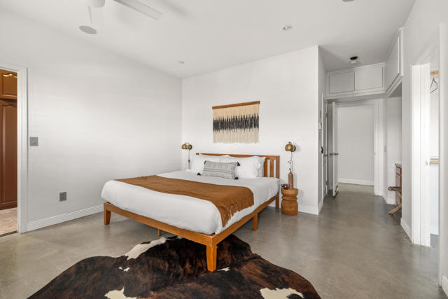 6207 Red Bluff Avenue, Yucca Valley CA: https://media.crmls.org/mediaz/9ef841e5-95ad-45c3-9b7a-dbb0df86b193.jpg