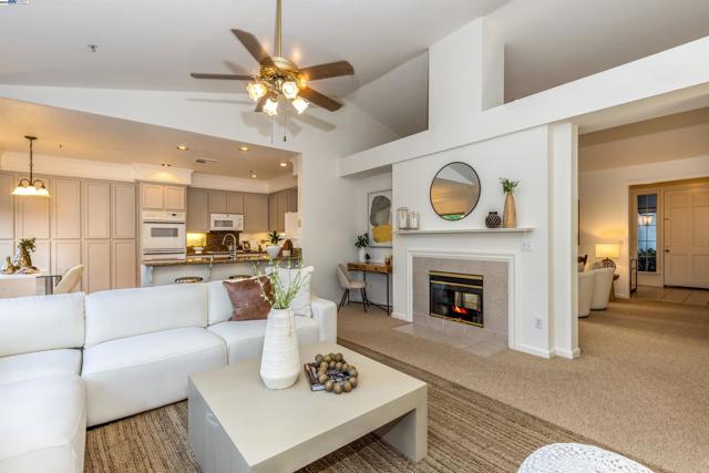 4244 Milton Way, Livermore CA: https://media.crmls.org/mediaz/9ef88bdc-e1c8-4e10-b95c-13cf46149ce8.jpg