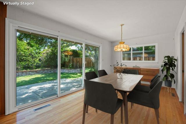 1526 Bedford Avenue, Sunnyvale CA: https://media.crmls.org/mediaz/9ef92fff-f3eb-4fed-a422-40eea8fa207c.jpg