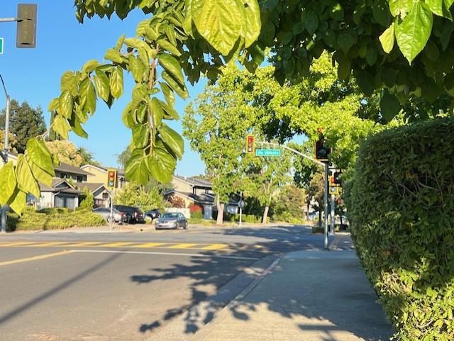 1047 Bret Knoll Court, San Jose CA: https://media.crmls.org/mediaz/9ef9b9ea-c125-4217-abeb-60d92a208740.jpg