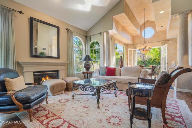 32714 Wellbrook Drive, Westlake Village CA: https://media.crmls.org/mediaz/9efd55f7-424f-4a8c-917a-695fcb68ee7c.jpg