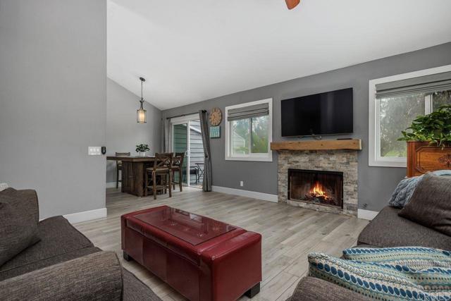 Detail Gallery Image 11 of 40 For 598 Summer View Cir, Encinitas,  CA 92024 - 3 Beds | 2/1 Baths