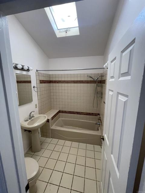 Detail Gallery Image 14 of 16 For 4819 Atlanta Dr, San Diego,  CA 92115 - 3 Beds | 2 Baths
