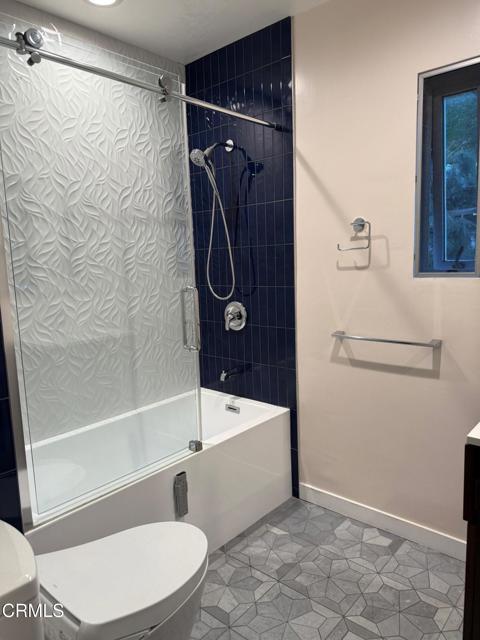 3551 Dixie Canyon Place, Los Angeles CA: https://media.crmls.org/mediaz/9f011237-2821-4980-aeed-4c2da0c618a8.jpg