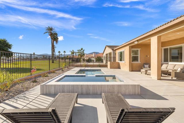 48406 Hepburn Drive, Indio CA: https://media.crmls.org/mediaz/9f02220b-c330-4293-b403-df2800d8e70b.jpg