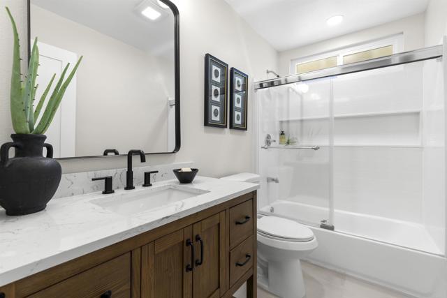 Detail Gallery Image 29 of 44 For 3936 Ambervale Ter, San Diego,  CA 92130 - 3 Beds | 2/1 Baths