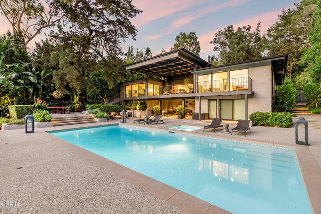 1240 Chateau Road, Pasadena CA: https://media.crmls.org/mediaz/9f02fab6-6794-46c7-8cbf-9bd3abc74d54.jpg