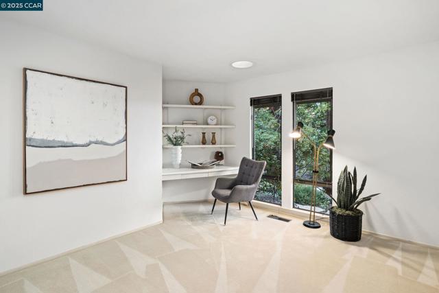 225 Vagabond Ct, Alamo CA: https://media.crmls.org/mediaz/9f032983-9d95-43ea-bf6e-b3adaa846859.jpg