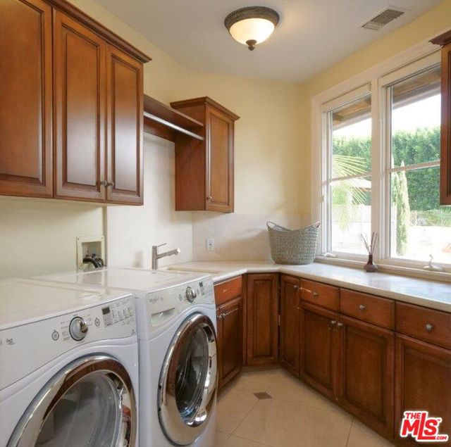 1502 Paseo La Cresta, Palos Verdes Estates, California 90274, 6 Bedrooms Bedrooms, 0 ,5 BathroomsBathrooms,Residential,For Sale,Paseo La Cresta,0,26842283 1502 Paseo La Cresta, Palos Verdes Estates, California 90274, 6 Bedrooms Bedrooms, 0 ,5 BathroomsBathrooms,Residential,For Sale,Paseo La Cresta,0,26842283