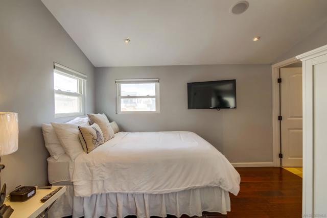 2715 Strand Way, San Diego CA: https://media.crmls.org/mediaz/9f048a33-2daa-4d19-bdce-5d99b77520e7.jpg