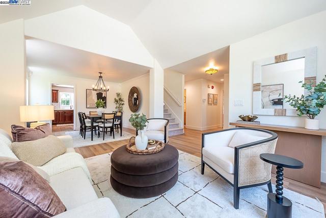 34233 Perry Glen Ter, Union City CA: https://media.crmls.org/mediaz/9f0584ce-f8fd-4ad2-a75e-a98b16fe8e41.jpg