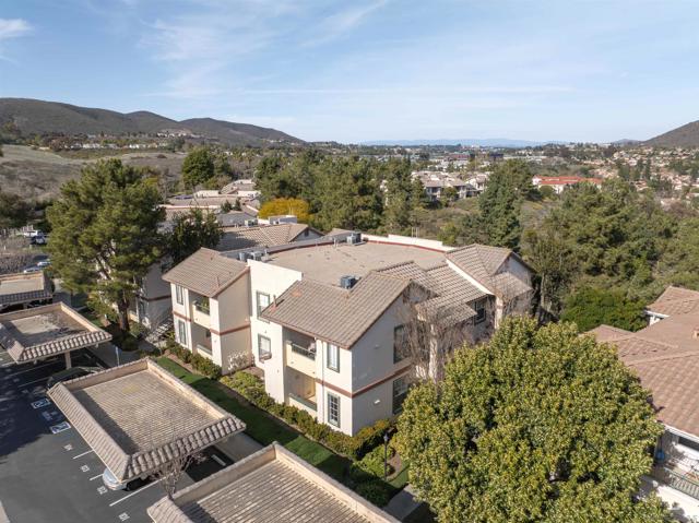 10820 Sabre Hill Dr, San Diego CA: https://media.crmls.org/mediaz/9f05b295-535b-4fc3-ba63-89f2666b86d0.jpg