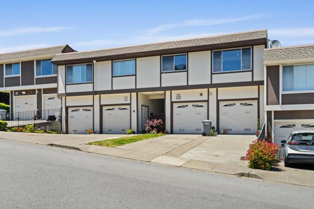 2462 Rowntree Way, South San Francisco CA: https://media.crmls.org/mediaz/9f06ad32-9156-4af8-9623-9a0c91e67ae6.jpg
